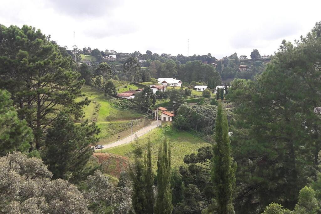 Casa E Vista Privilegiadas No Alto Do Capivari Campos do Jordao Luaran gambar