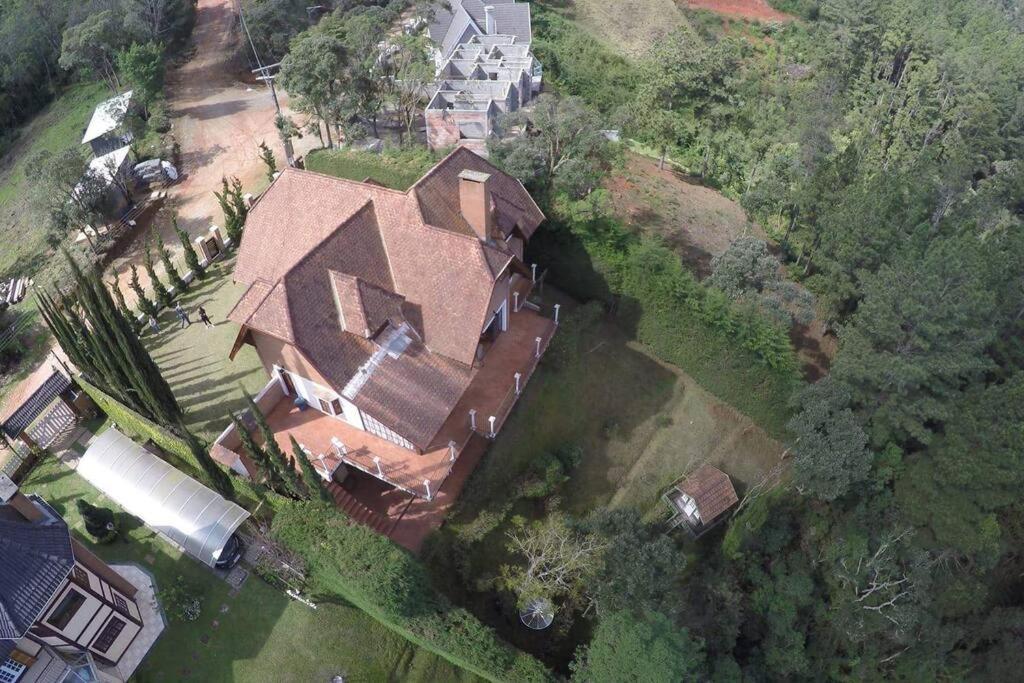 Casa E Vista Privilegiadas No Alto Do Capivari Campos do Jordao Luaran gambar